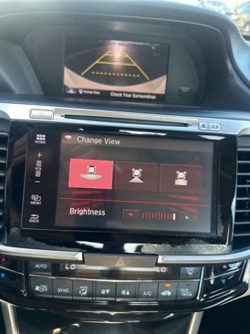 Used 2017 Honda Accord Touring image 25