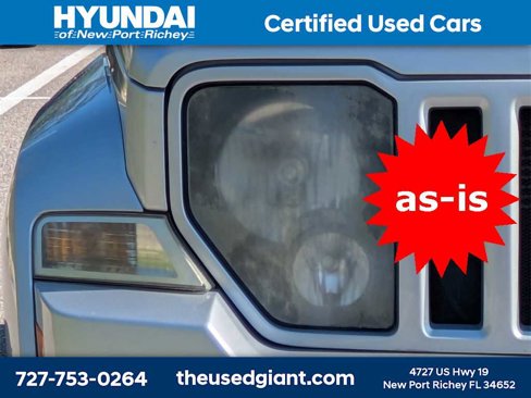 Used 2012 Jeep Liberty Arctic image 9