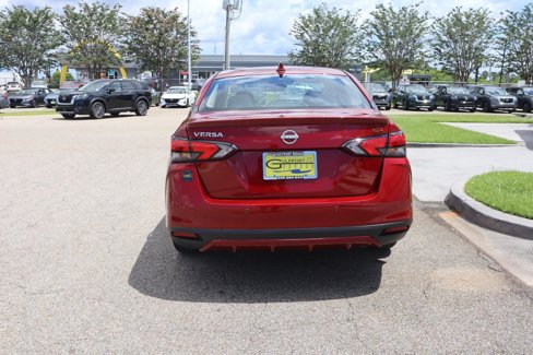 New 2025 Nissan Versa SR w/ Trunk Package image 7