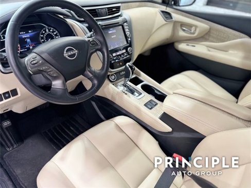 Used 2023 Nissan Murano SV image 18