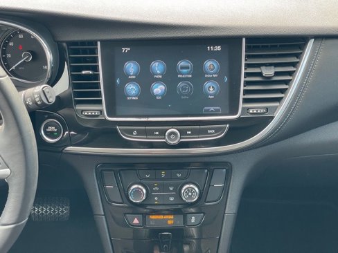 Used 2021 Buick Encore Preferred w/ Safety Package image 15