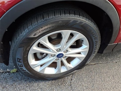 Used 2018 Ford Escape SEL w/ Ford Safe & Smart Package image 8
