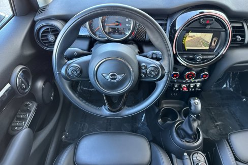 Used 2018 MINI Cooper S image 16