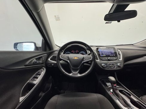 Used 2022 Chevrolet Malibu RS image 20