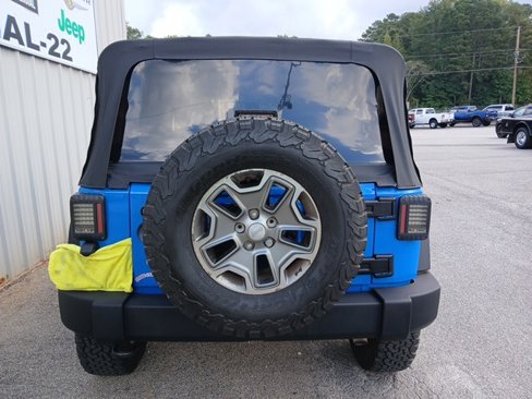 Used 2012 Jeep Wrangler Unlimited Sport image 4