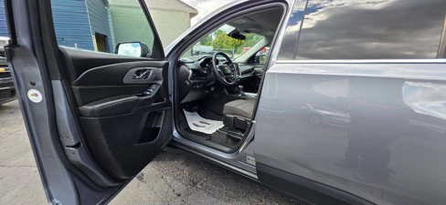Used 2019 Chevrolet Traverse LS image 7
