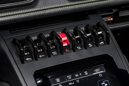 Used 2022 Lamborghini Huracan EVO image 24