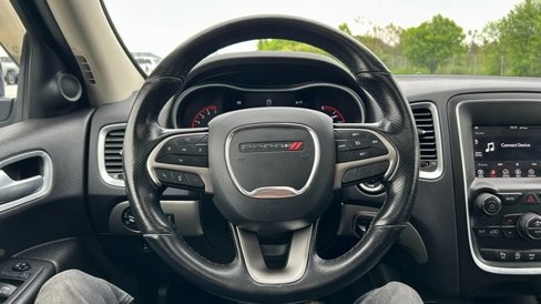 Used 2020 Dodge Durango SXT image 35