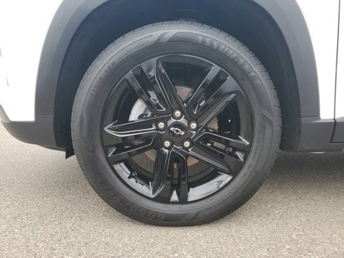 Used 2025 Chevrolet Trax ACTIV w/ Driver Confidence Package image 6