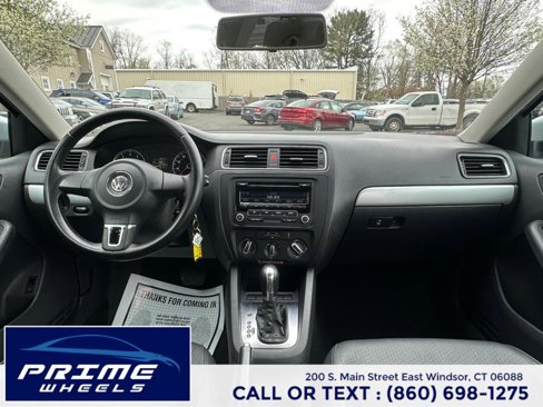 Used 2013 Volkswagen Jetta SE image 18