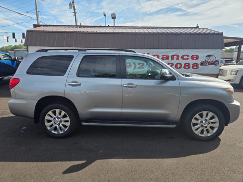 Used 2012 Toyota Sequoia Platinum image 2
