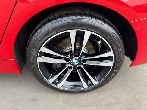 Used 2017 BMW 330i Gran Turismo xDrive image 14