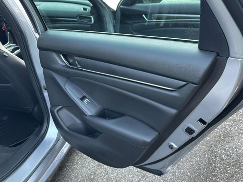 Used 2022 Honda Accord Sport image 13