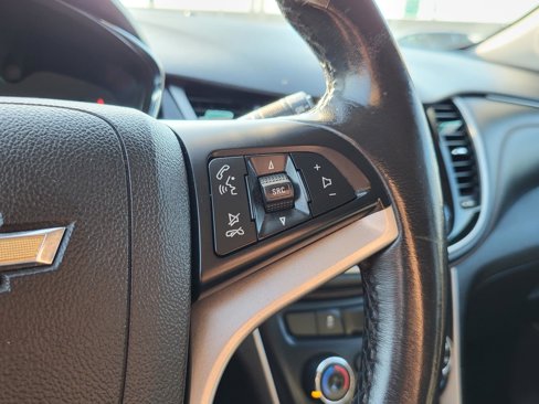 Used 2019 Chevrolet Trax LT w/ Driver Confidence Package image 23