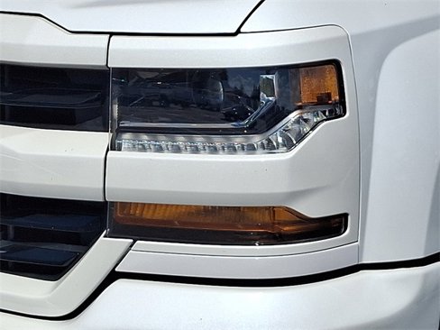 Used 2018 Chevrolet Silverado 1500 LT image 9