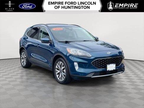 Used 2020 Ford Escape Titanium image 1