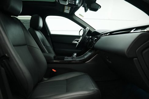 Used 2025 Land Rover Range Rover Velar Dynamic SE image 21