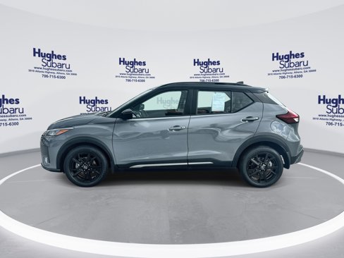 Used 2023 Nissan Kicks SR w/ SR Premium Package image 1