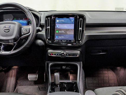 Used 2021 Volvo XC40 P8 Recharge w/ Advanced Package image 26