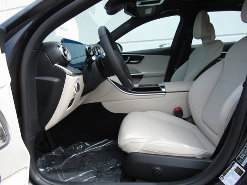 New 2025 Mercedes-Benz C 300 4MATIC Sedan image 10