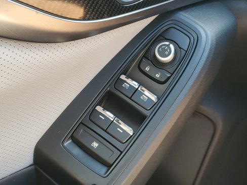 Used 2018 Subaru Crosstrek 2.0i Limited image 30