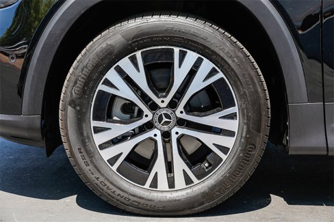 Used 2024 Mercedes-Benz GLB 250 4MATIC image 9