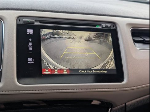 Used 2018 Honda HR-V EX-L image 9