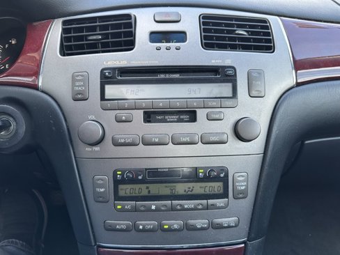 Used 2005 Lexus ES 330 image 20