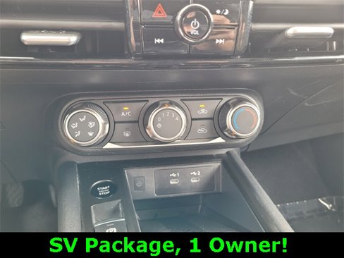Used 2025 Nissan Kicks SV w/ Charging Package image 24