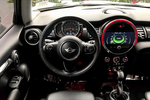 Used 2015 MINI Cooper S image 5