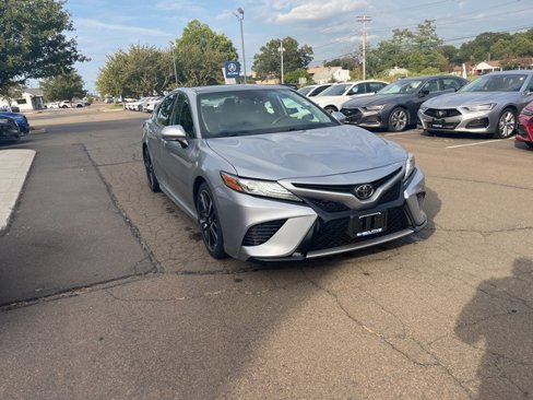 Used 2019 Toyota Camry XSE image 22