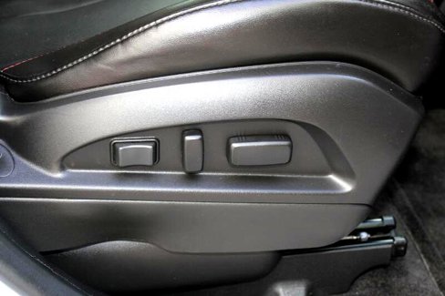 Used 2016 Chevrolet Equinox LTZ w/ Enhanced Convenience Package image 22