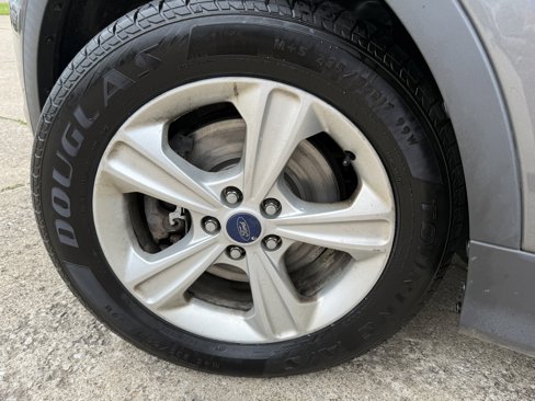 Used 2014 Ford Escape SE image 28