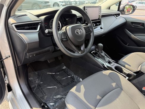 Used 2022 Toyota Corolla LE image 19