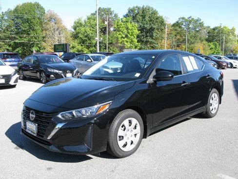 Used 2024 Nissan Sentra S image 9