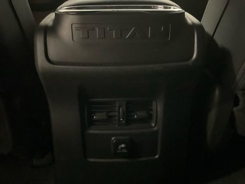 Used 2018 Nissan Titan SL w/ Midnight Edition image 19