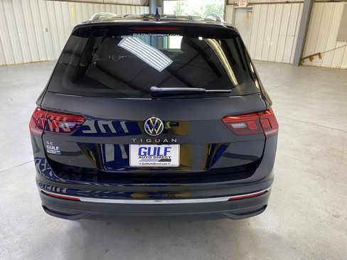 Used 2024 Volkswagen Tiguan SE image 7