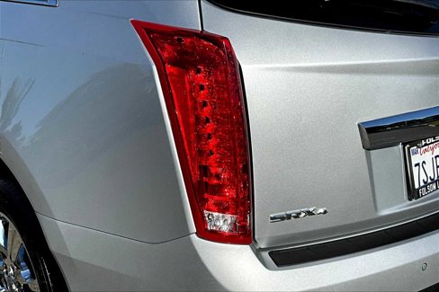 Used 2015 Cadillac SRX Luxury image 28