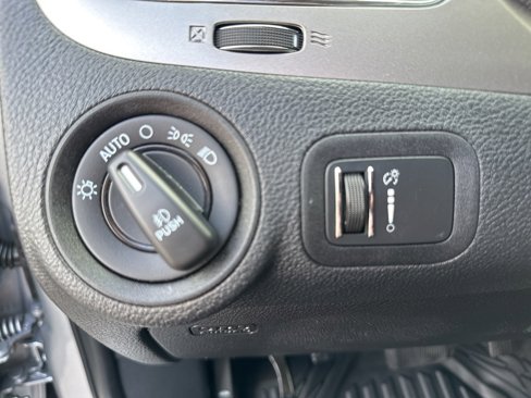 Used 2018 Dodge Journey Crossroad image 30
