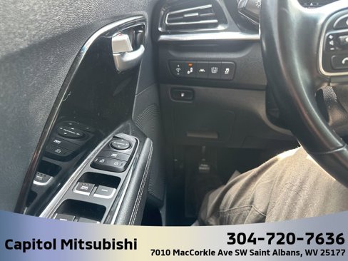 Used 2021 Kia Niro LXS image 22