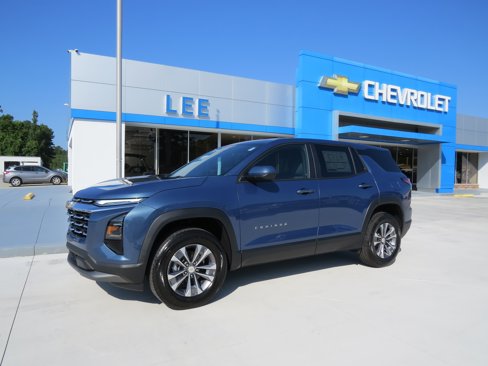 New 2026 Chevrolet Equinox LT image 1