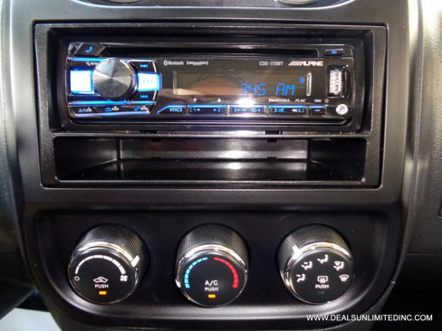 Used 2015 Jeep Compass Sport w/ Power Value Group image 11