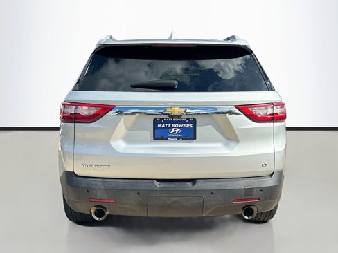 Used 2018 Chevrolet Traverse LT image 6