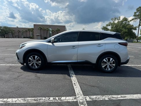 Used 2020 Nissan Murano S image 9