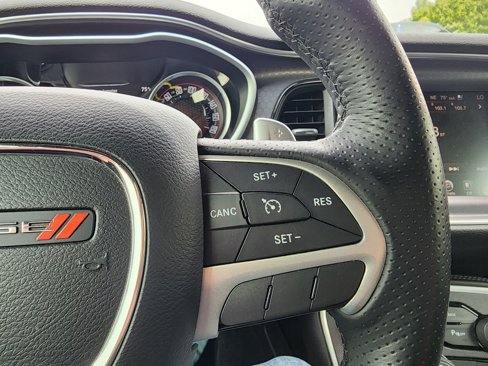 Used 2016 Dodge Challenger R/T Scat Pack w/ Leather Interior Group image 39