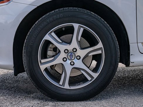 Used 2015 Volvo XC60 T6 image 36