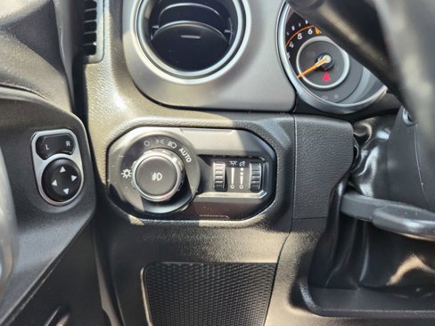 Used 2022 Jeep Wrangler Willys image 22