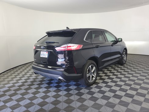 Used 2020 Ford Edge SEL w/ Convenience Package image 4