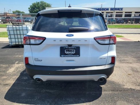 Used 2021 Ford Escape SE w/ Cold Weather Package image 19