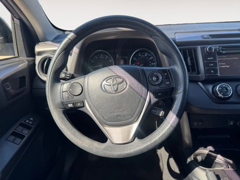 Used 2017 Toyota RAV4 LE image 12